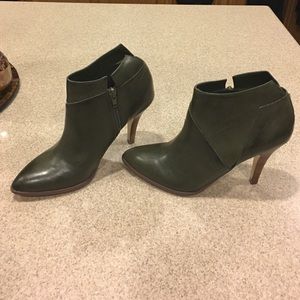 Olive green ankle heel boot