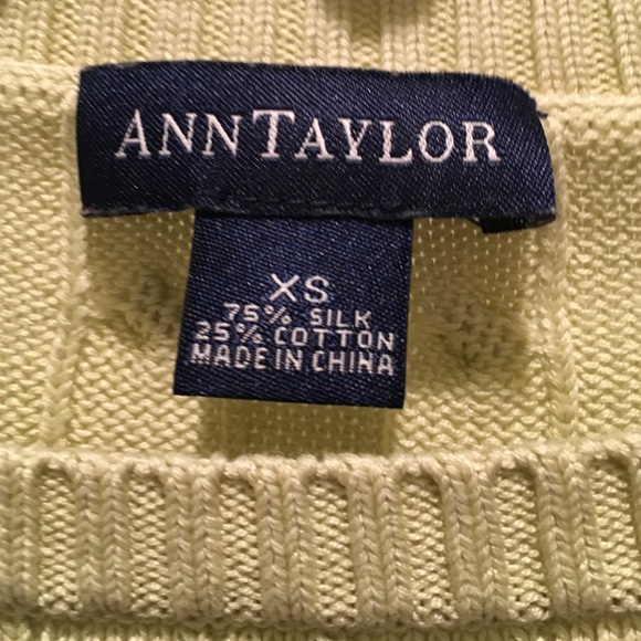 Ann Taylor 3/4 Sleeve Cable Sweater Light Green - Picture 2 of 3