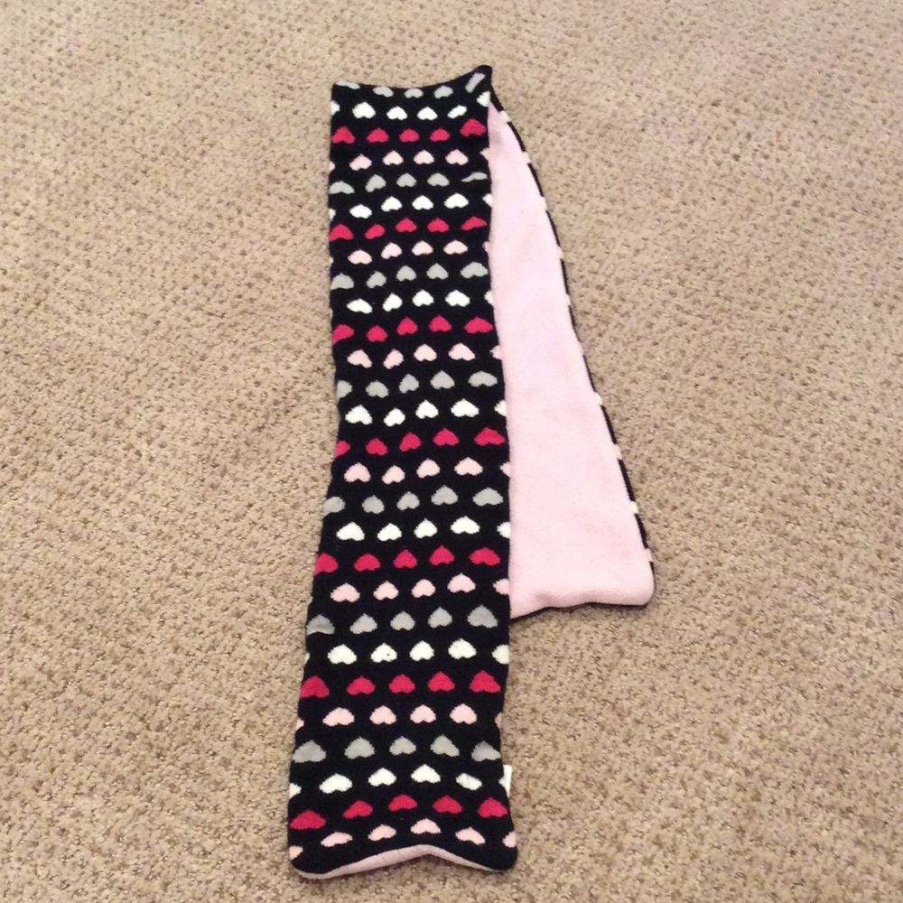 4 scarfs