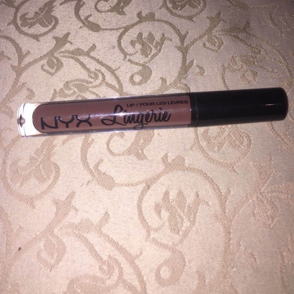 NYX matte lipstick