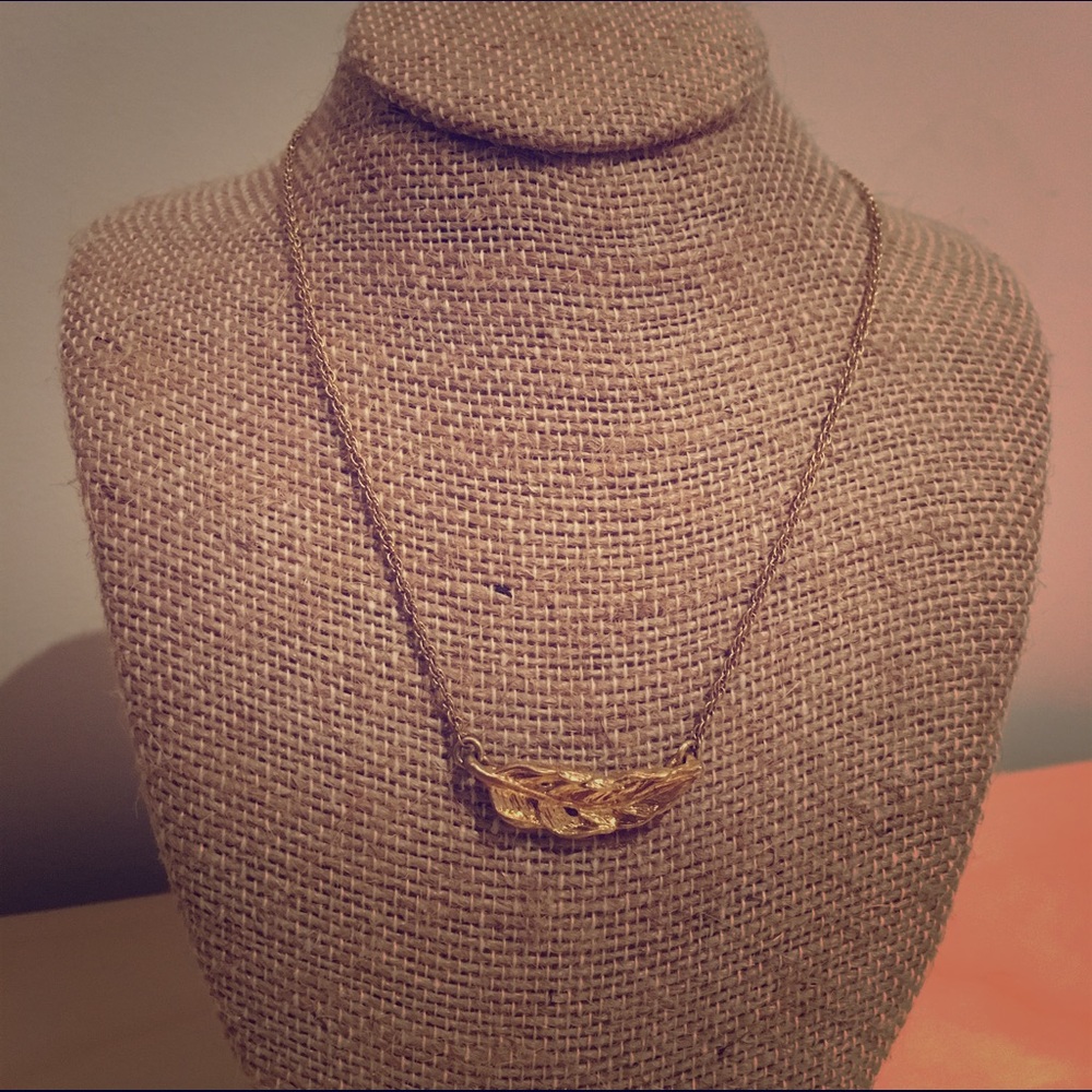 Sculpted Feather Necklace