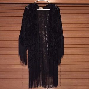 Boho Fringe kimono
