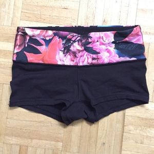 Lululemon Wunder Under Shorts