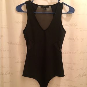 6 bodysuits