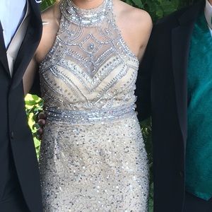 Beautiful prom dress Shail K size 6