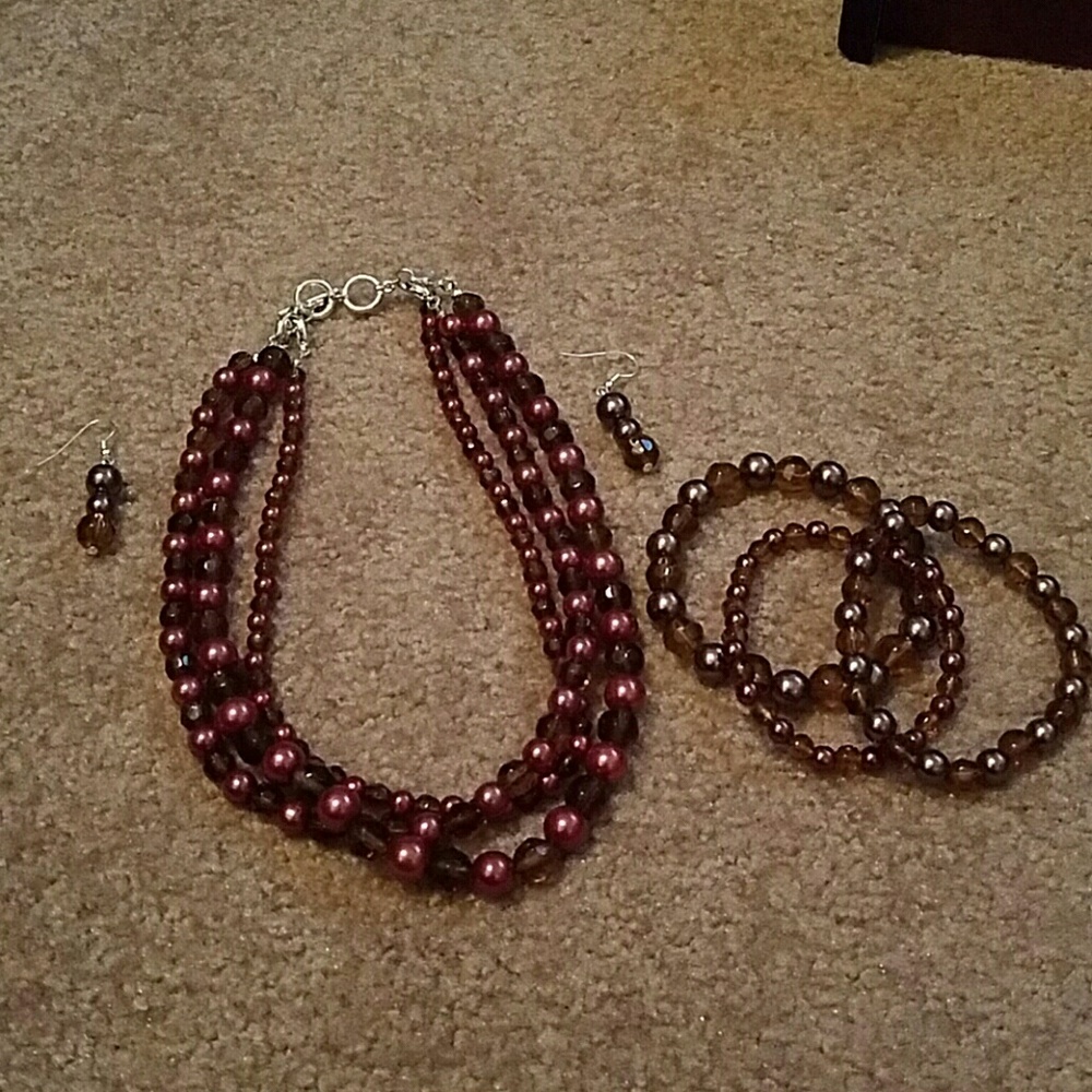 Beautiful three piece jewelry set