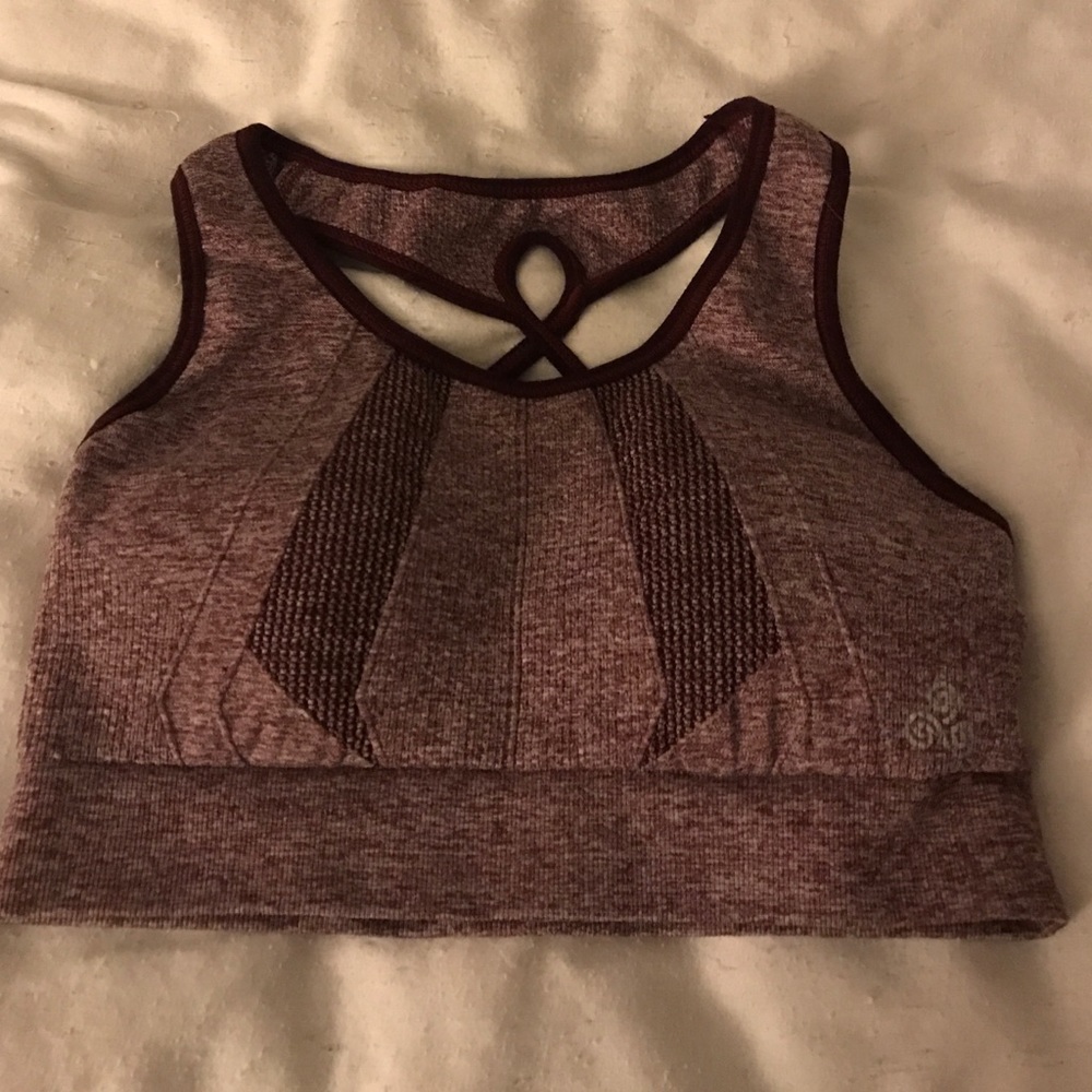 Burgundy super cute sports bra