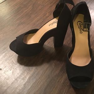 Black platform sandals