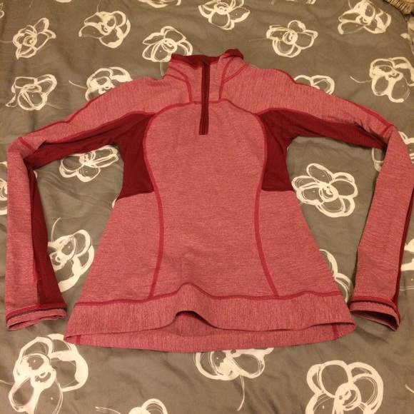 lululemon athletica Tops - 25% off bundles 💞 Lululemon Long Sleeve 1/2 Zip