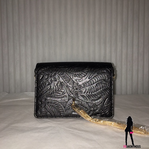 Black Leather Cross Body Handbag - Picture 2 of 6