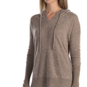 Max studio 2 ply cashmere hoodie sweater
