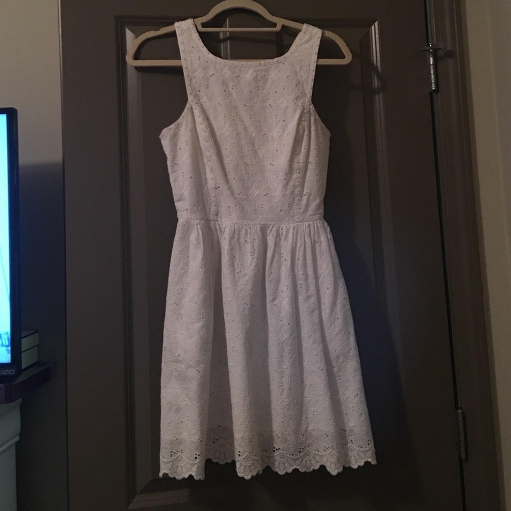 White Lilly Pulitzer dress!