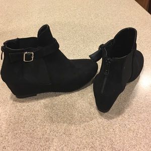 Black suede ankle wedge boot