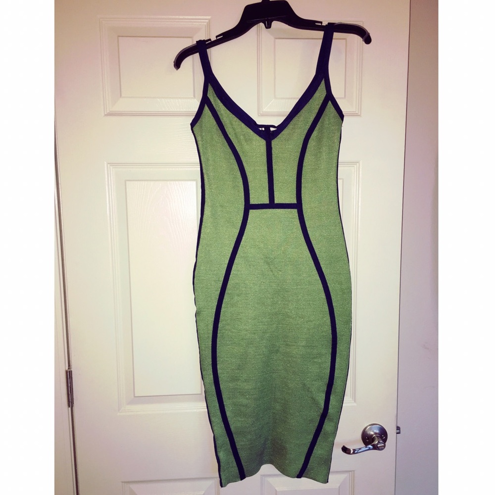 Green/Blue night out bodycon dress. Knee length