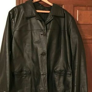 Button leather jacket