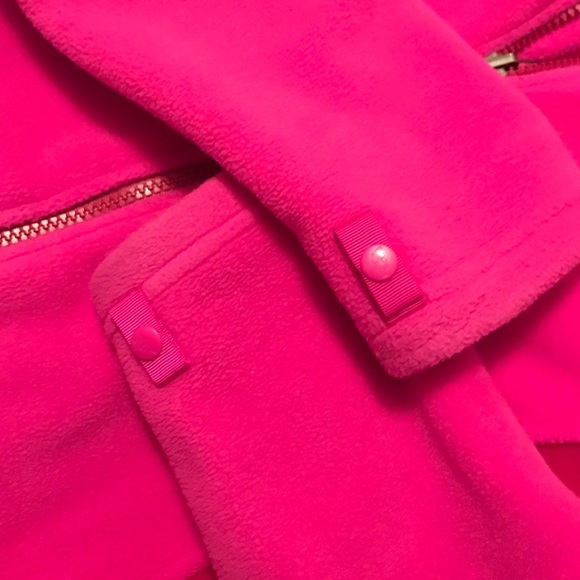 North face - Picture 2 of 4