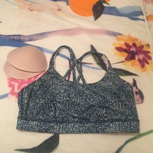 Lululemon sports bra