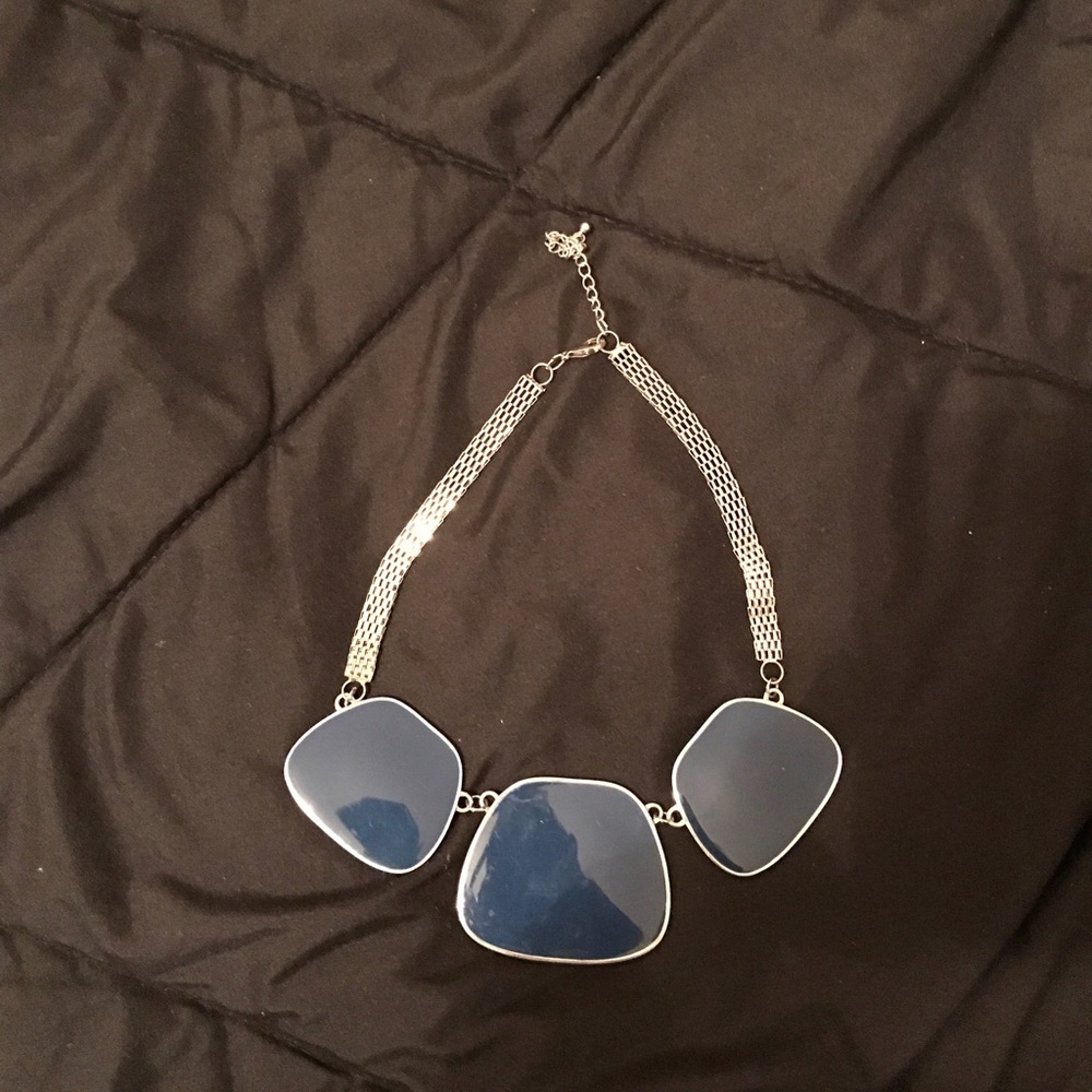 Statement necklace