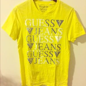 Guess t-shirt size XS New without tags