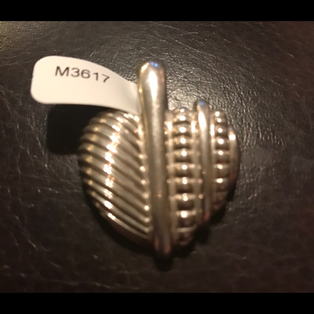 Judith Ripka sterling silver heart charm