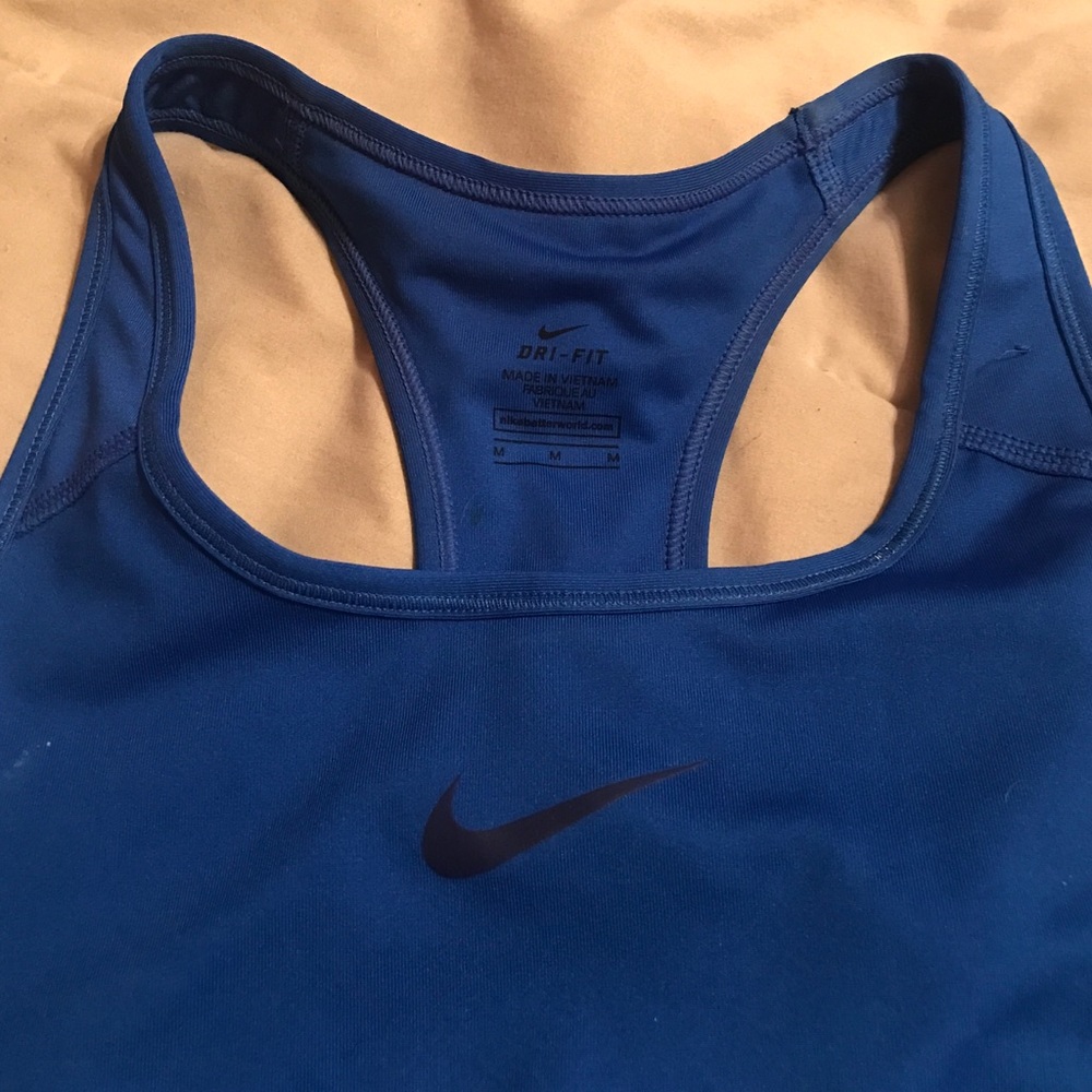 NIKE sports bra
