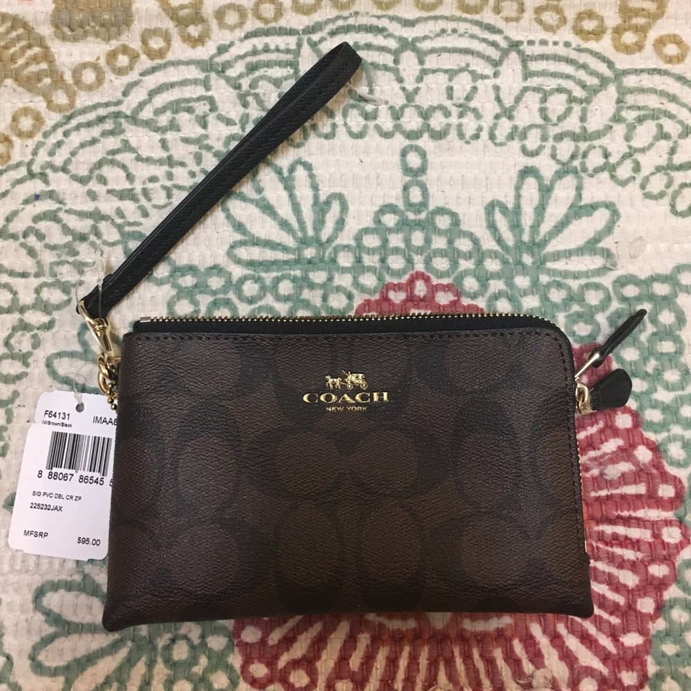 NWT Coach wristlet