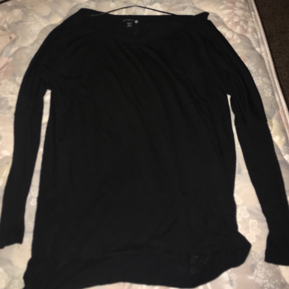 Black long sleeve shirt