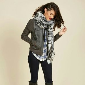 Modlcoth Blanket Scarf