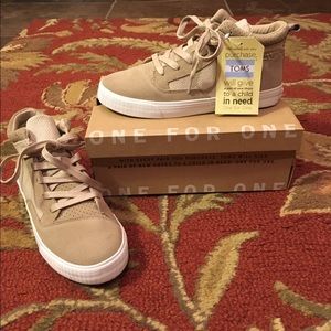 Toms Camila Suede Sneakers Size 7.5