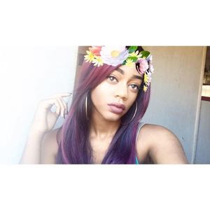 Meet your Posher, Ebony