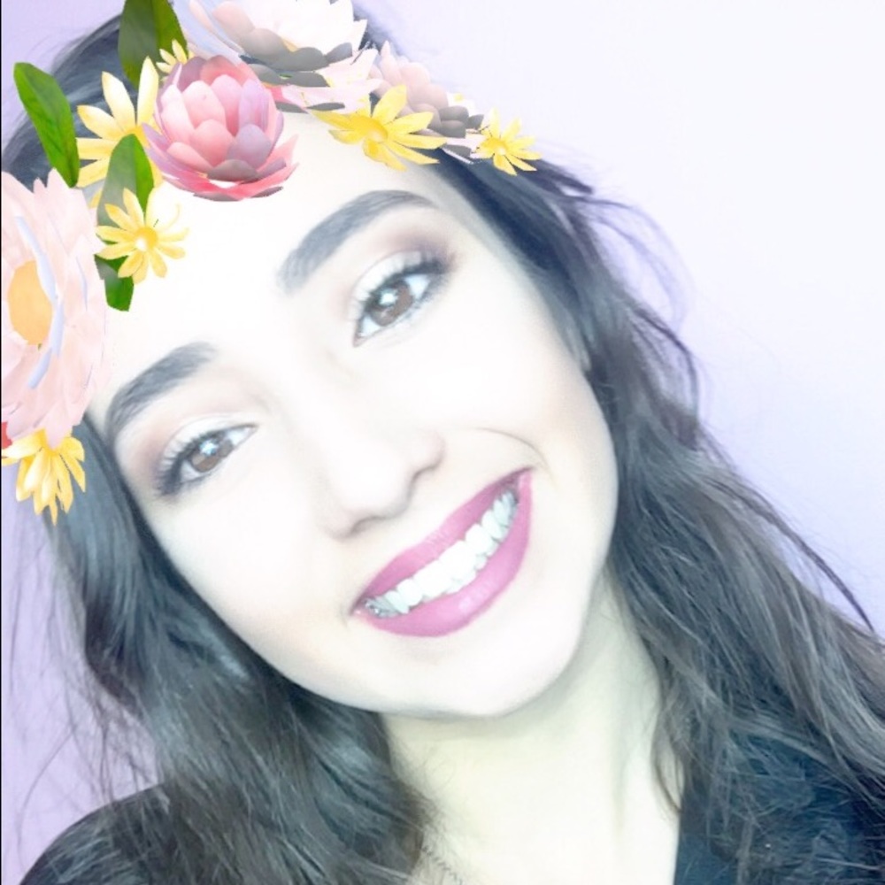 Meet your Posher, Stephanie