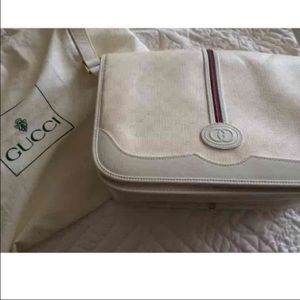 Authentic Gucci vintage crossbody