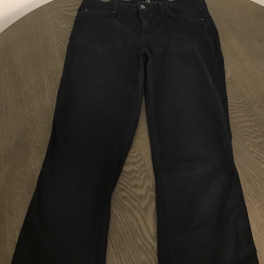 7 FAM Women's Sz 32 Straight Leg