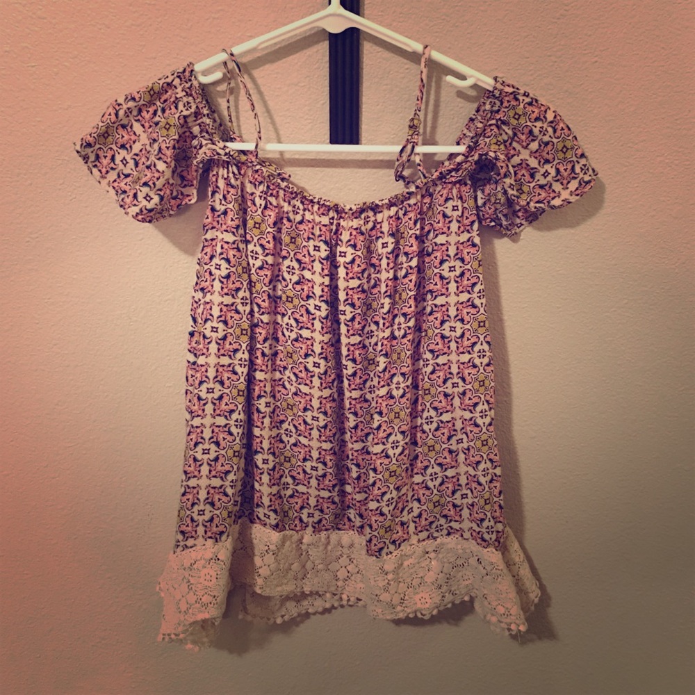Off the shoulder dress shirt