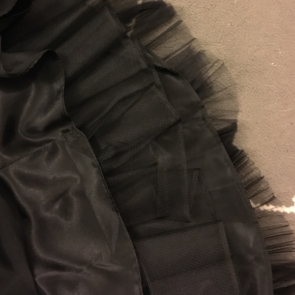 🛑LAST DAY🛑 WHBM Tulle Skirt - Picture 4 of 4