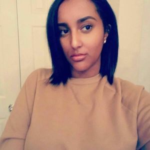 Meet your Posher, Yohanna