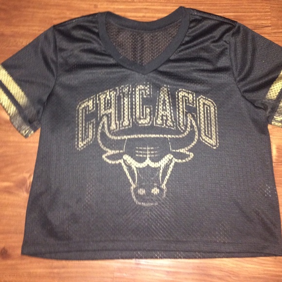 Rue 21 Bulls shirt Size: Medium - Picture 1 of 1