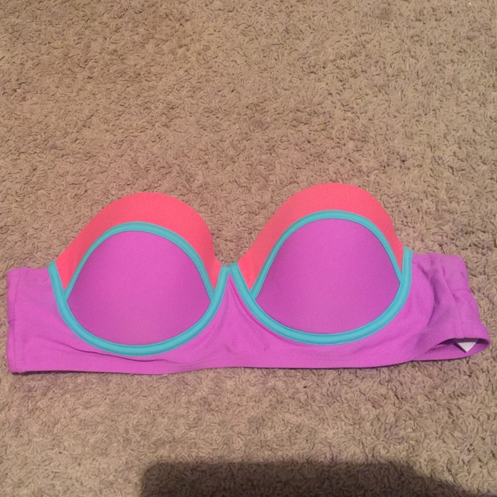 Swim suit top
