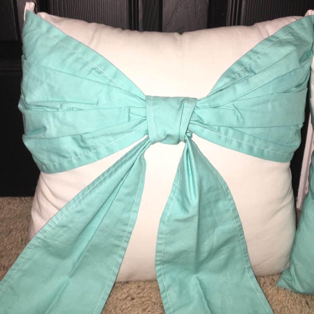 Pillows - Picture 3 of 3