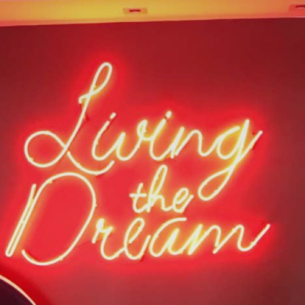 Meet your Posher, Robyn