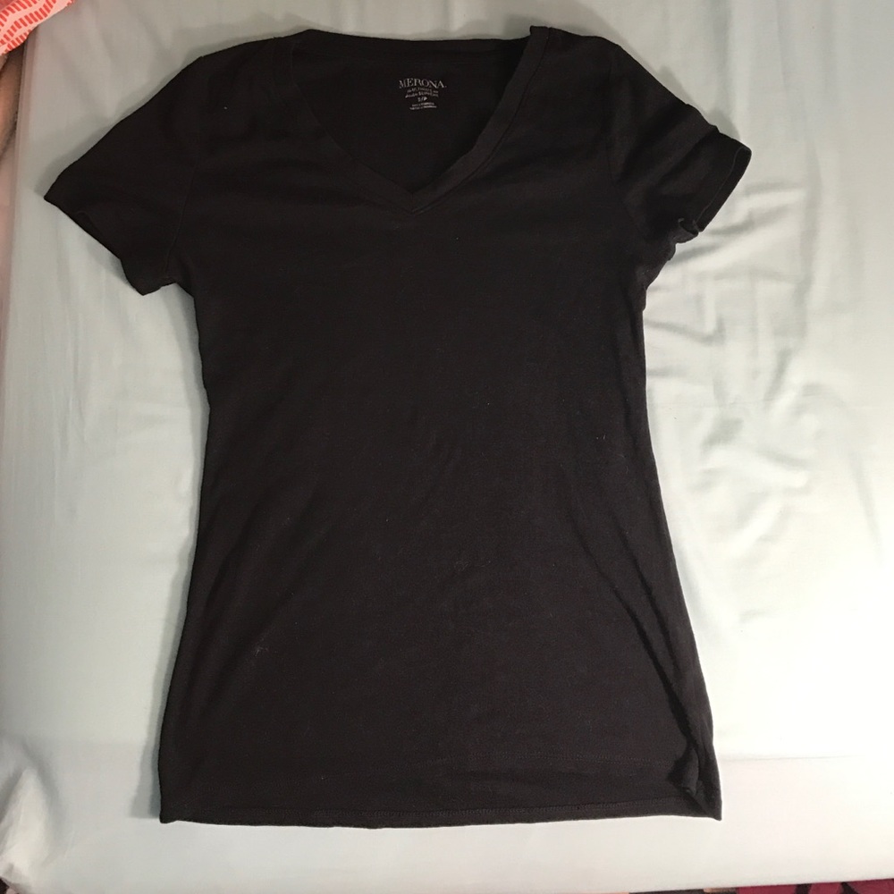 Black Tee!