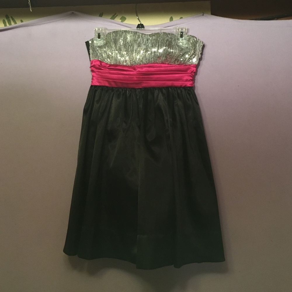 Cute homecoming dress