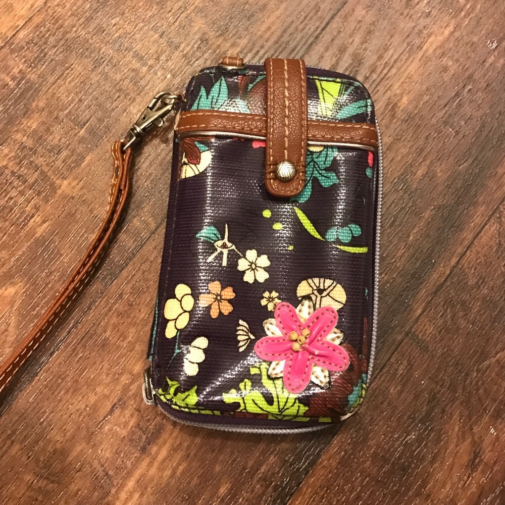 Sak Roots phone wristlet