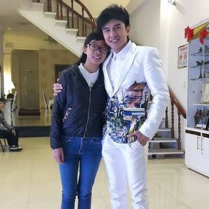 Meet your Posher, Ngọc