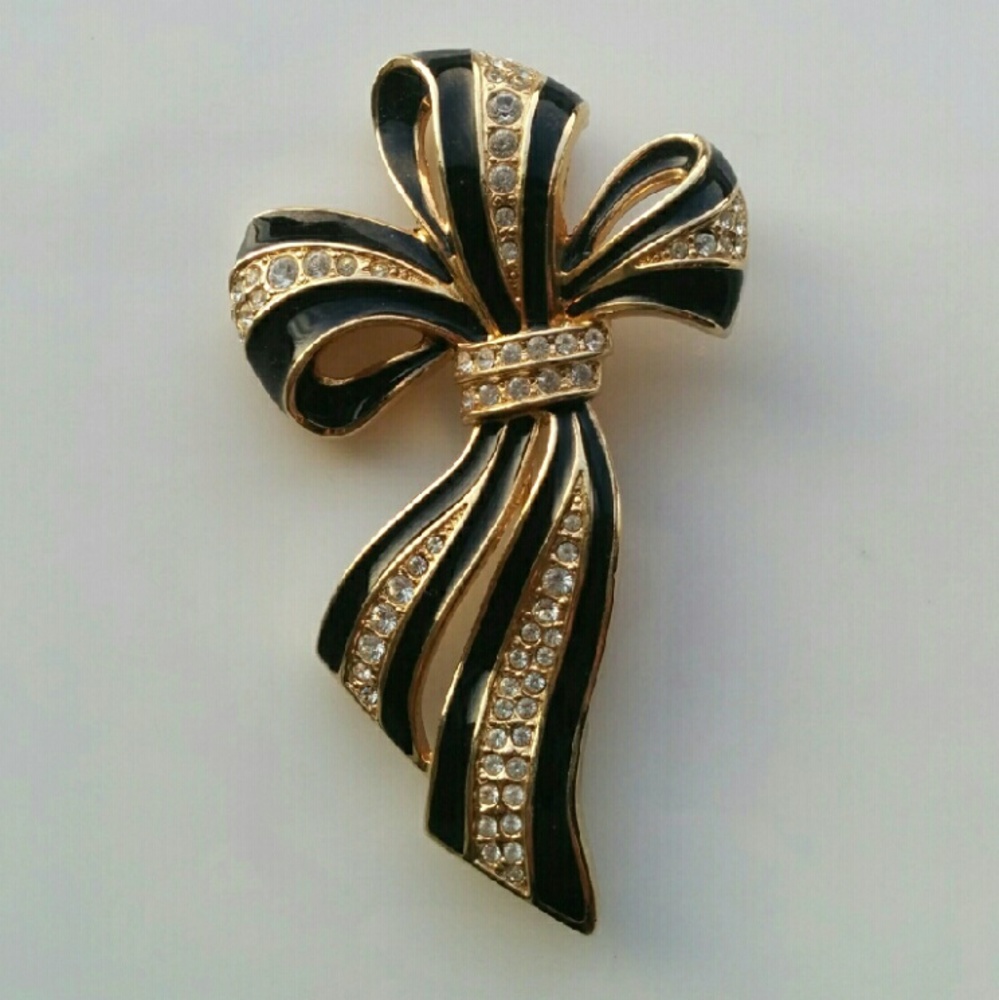 Black & Gold Rhinestone pin