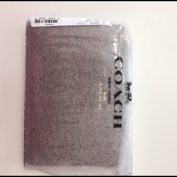 NWT COACH SADDLE BROWN ZIP WRISTLET - Picture 2 of 2