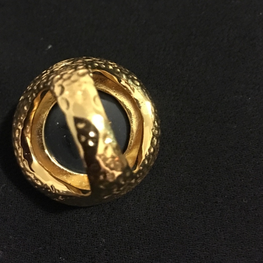 Ring - Picture 3 of 4