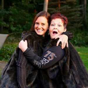 Meet your Posher, Christine