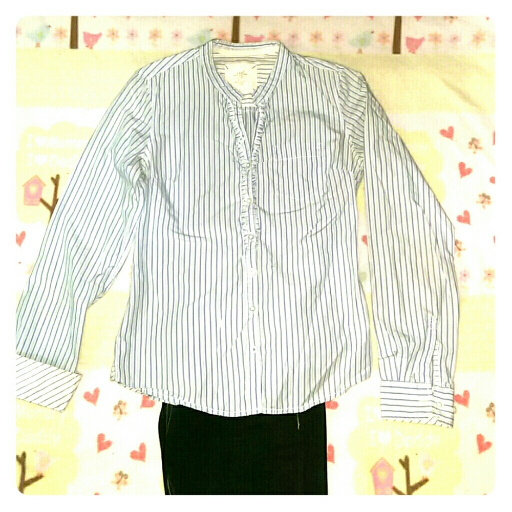 H&M Blue Striped Button Down Shirt