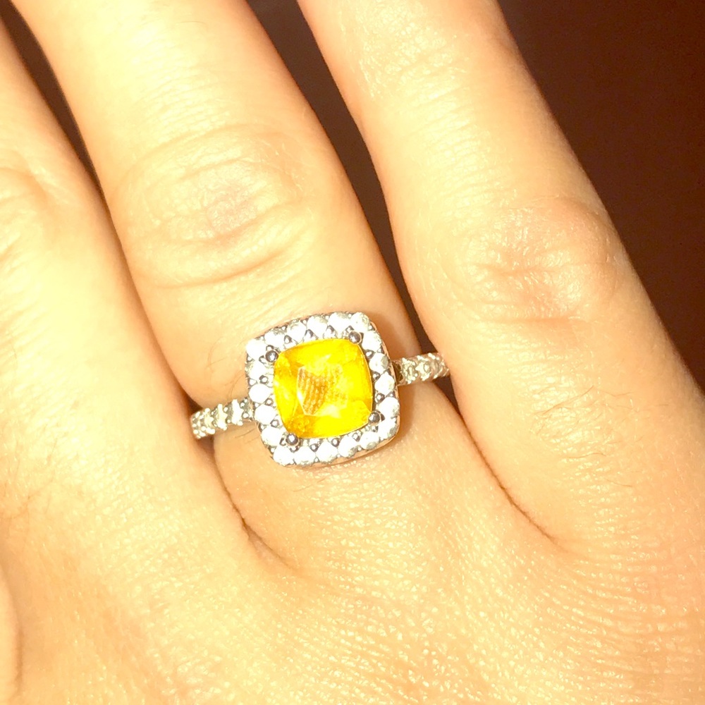 Citrine ring with white sapphires